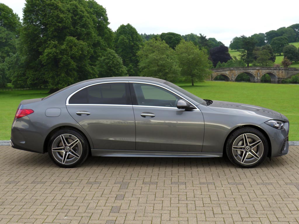 Used Mercedes-Benz C-Class 2024 for sale - 76073856: Photo 4