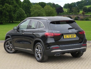 Used Mercedes-Benz GLA 2020 for sale - 76111621: Photo 2