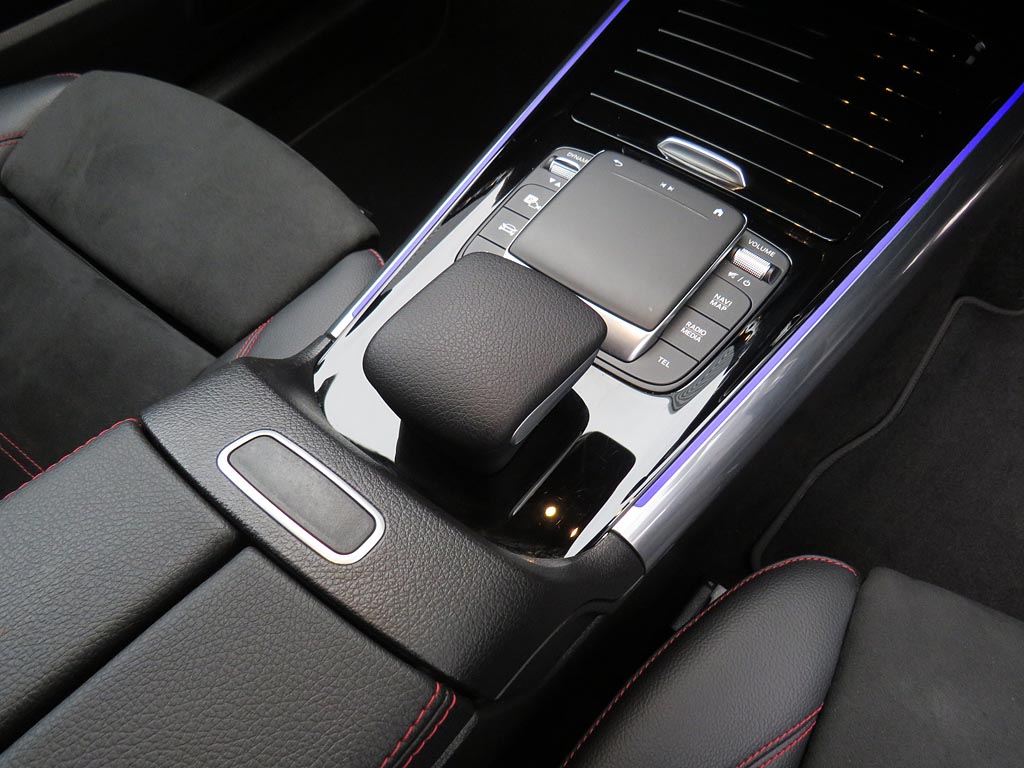 Used Mercedes-Benz GLA 2020 for sale - 76111621: Photo 30