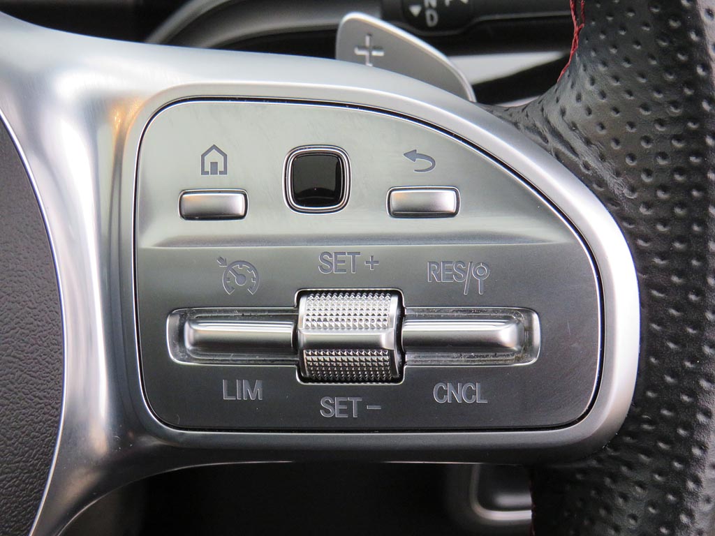 Used Mercedes-Benz GLA 2020 for sale - 76111621: Photo 31