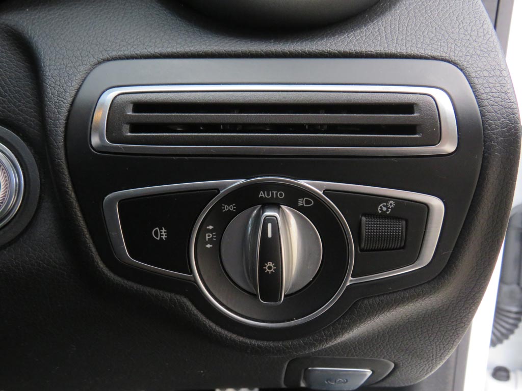 Used Mercedes-Benz C Class 2019 for sale - 76551843: Photo 28