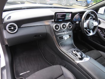 Used Mercedes-Benz C Class 2019 for sale - 76551843: Photo