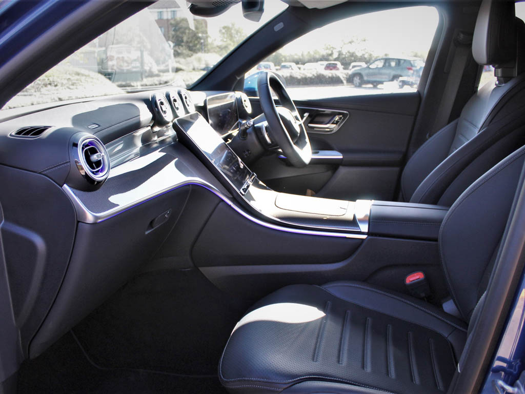 Used Mercedes-Benz GLC 2024 for sale - 76800750: Photo 12