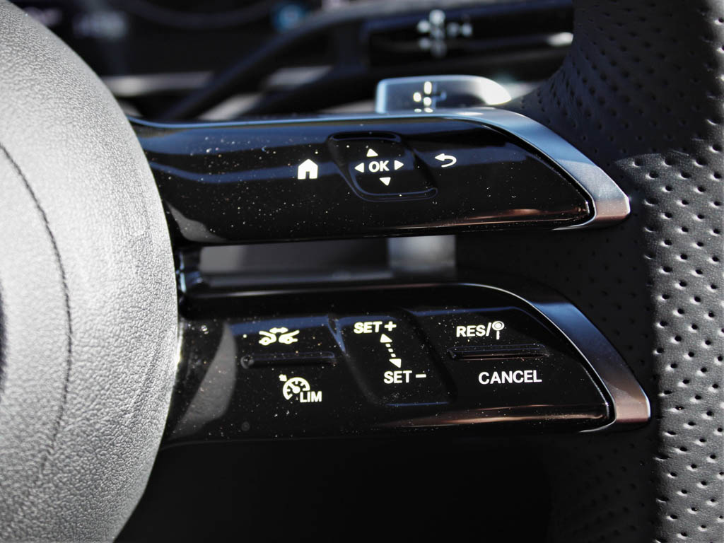 Used Mercedes-Benz GLC 2024 for sale - 76800750: Photo 26