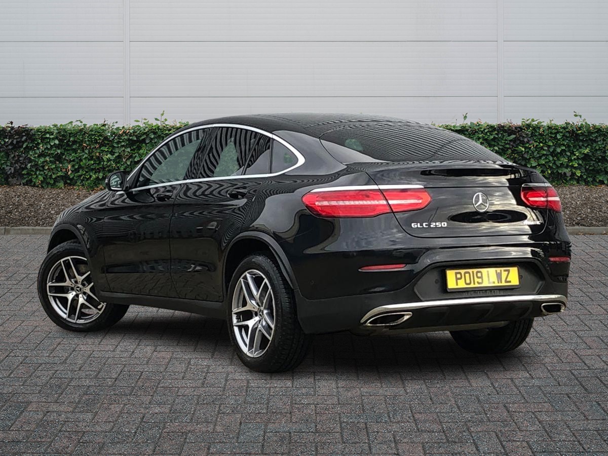 Used Mercedes-Benz GLC 2019 for sale - 77205016: Photo 2