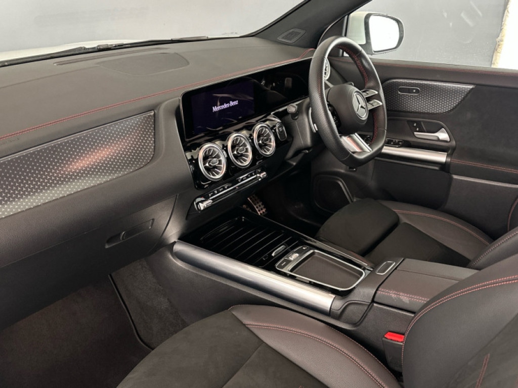 Used Mercedes-Benz EQA 2024 for sale - 77013597: Photo 3