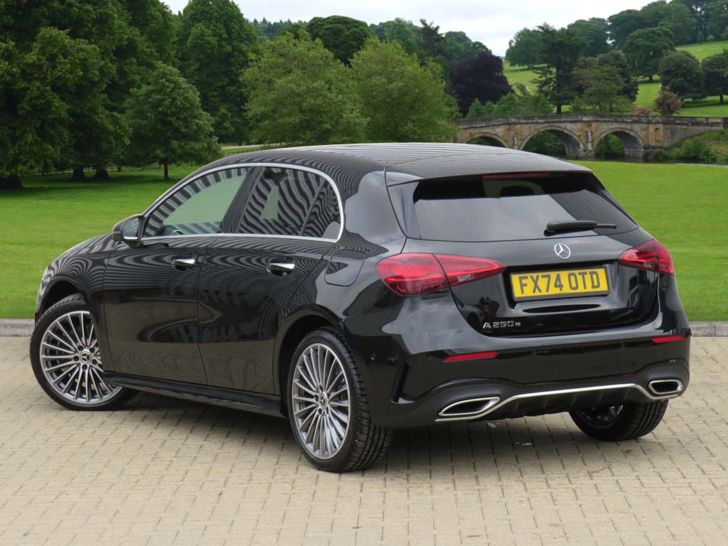 Used Mercedes-Benz A-Class 2024 for sale - 76662364: Photo 2