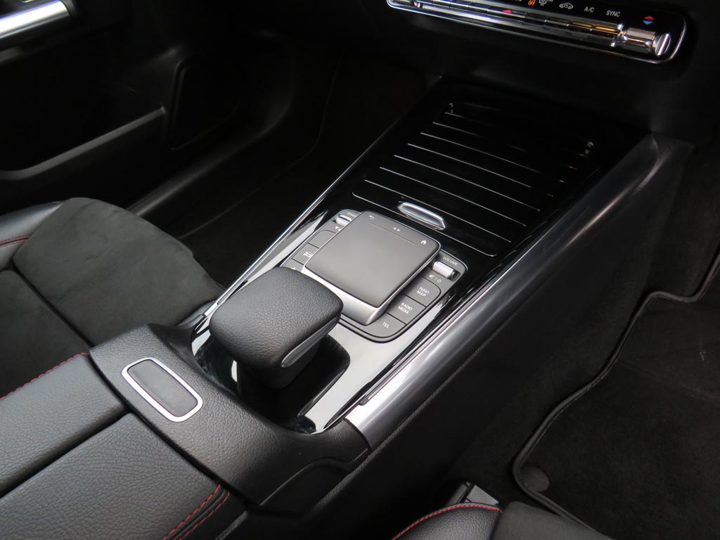Used Mercedes-Benz GLA 2020 for sale - 76327807: Photo 33