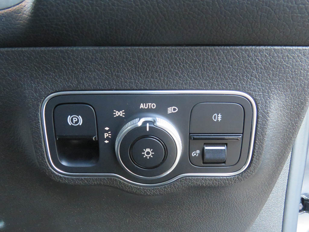 Used Mercedes-Benz GLB 2021 for sale - 76228859: Photo 28