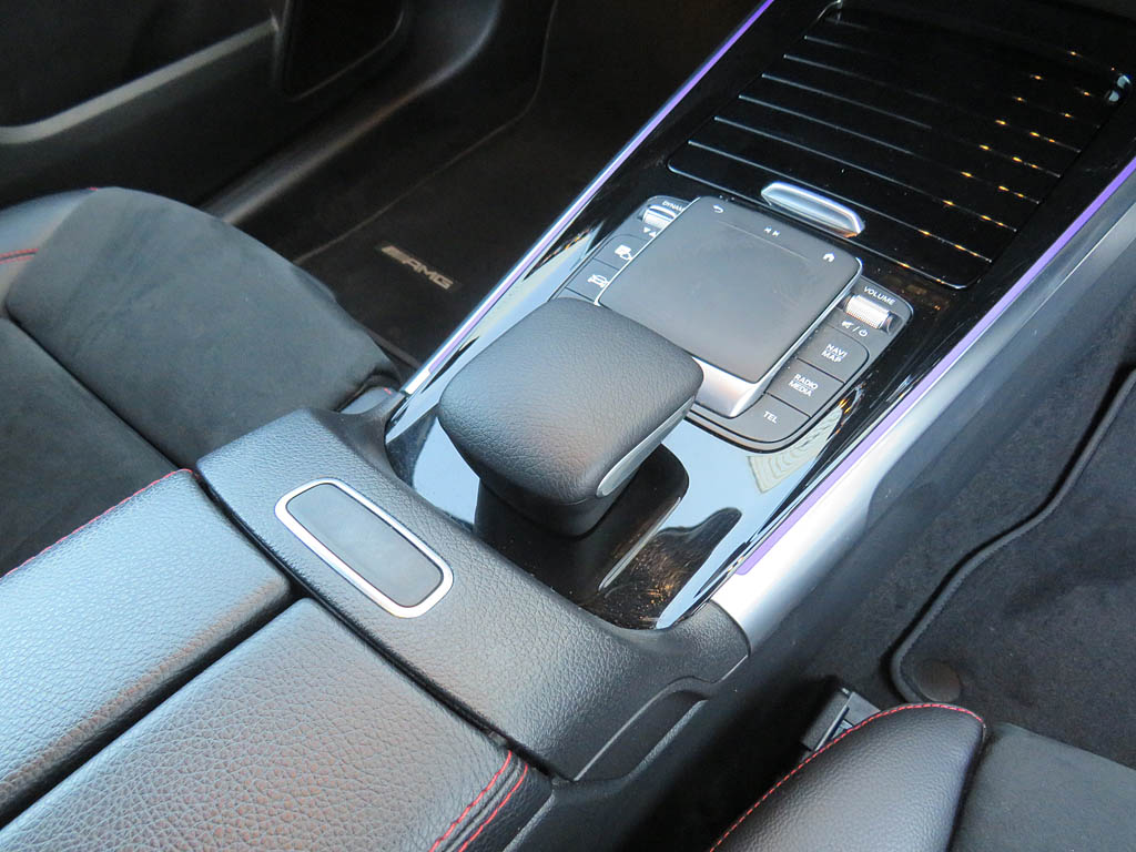 Used Mercedes-Benz GLB 2021 for sale - 76228859: Photo 35