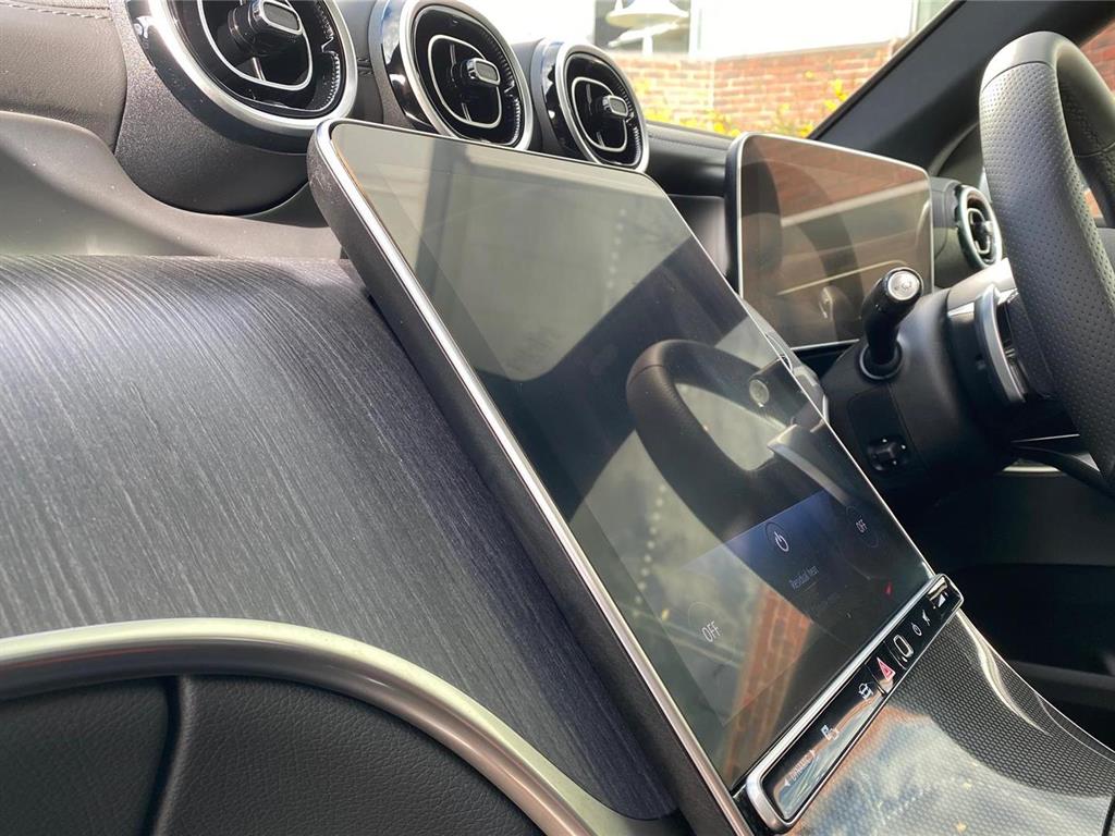 Used Mercedes-Benz GLC 2023 for sale - 76888362: Photo 11