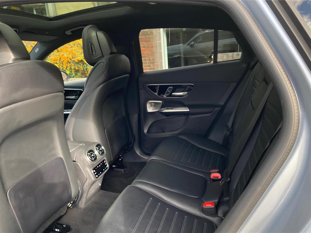 Used Mercedes-Benz GLC 2023 for sale - 76888362: Photo 14