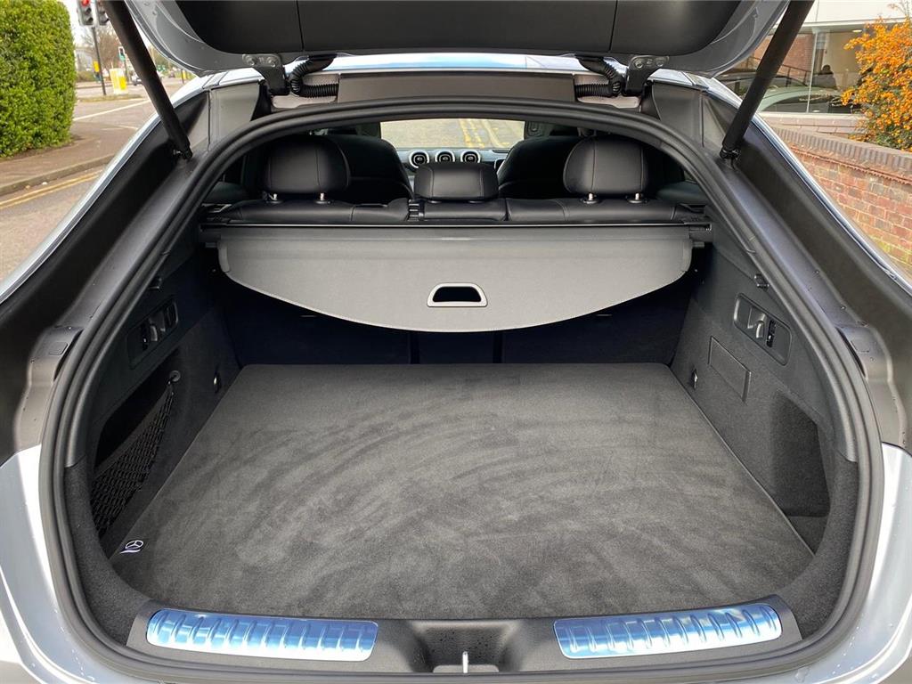 Used Mercedes-Benz GLC 2023 for sale - 76888362: Photo 32