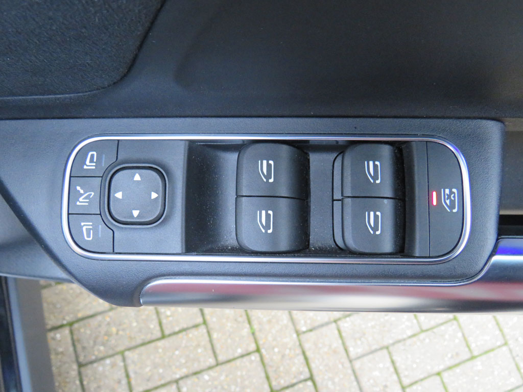 Used Mercedes-Benz GLA 2021 for sale - 76434235: Photo 21