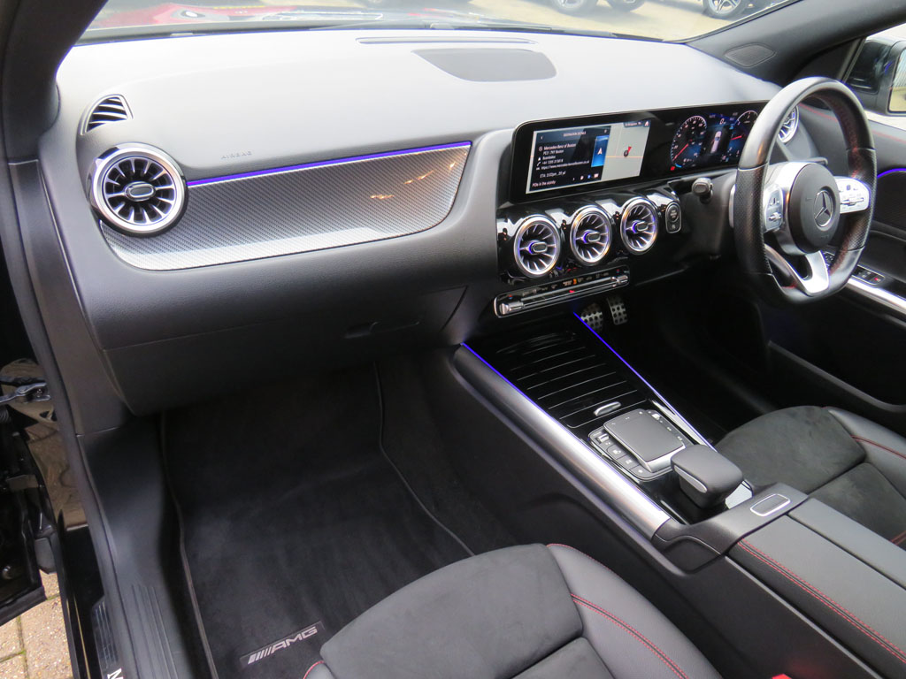 Used Mercedes-Benz GLA 2021 for sale - 76434235: Photo 3