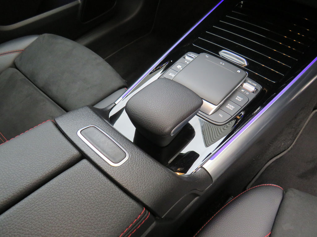 Used Mercedes-Benz GLA 2021 for sale - 76434235: Photo 33