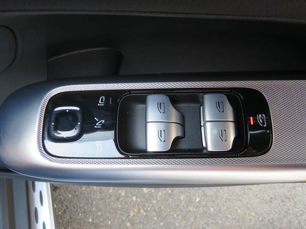 Used Mercedes-Benz GLC 2023 for sale - 77013455: Photo 31