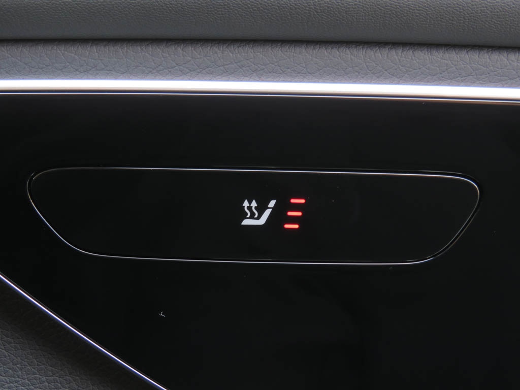 Used Mercedes-Benz GLC 2023 for sale - 77013455: Photo 32