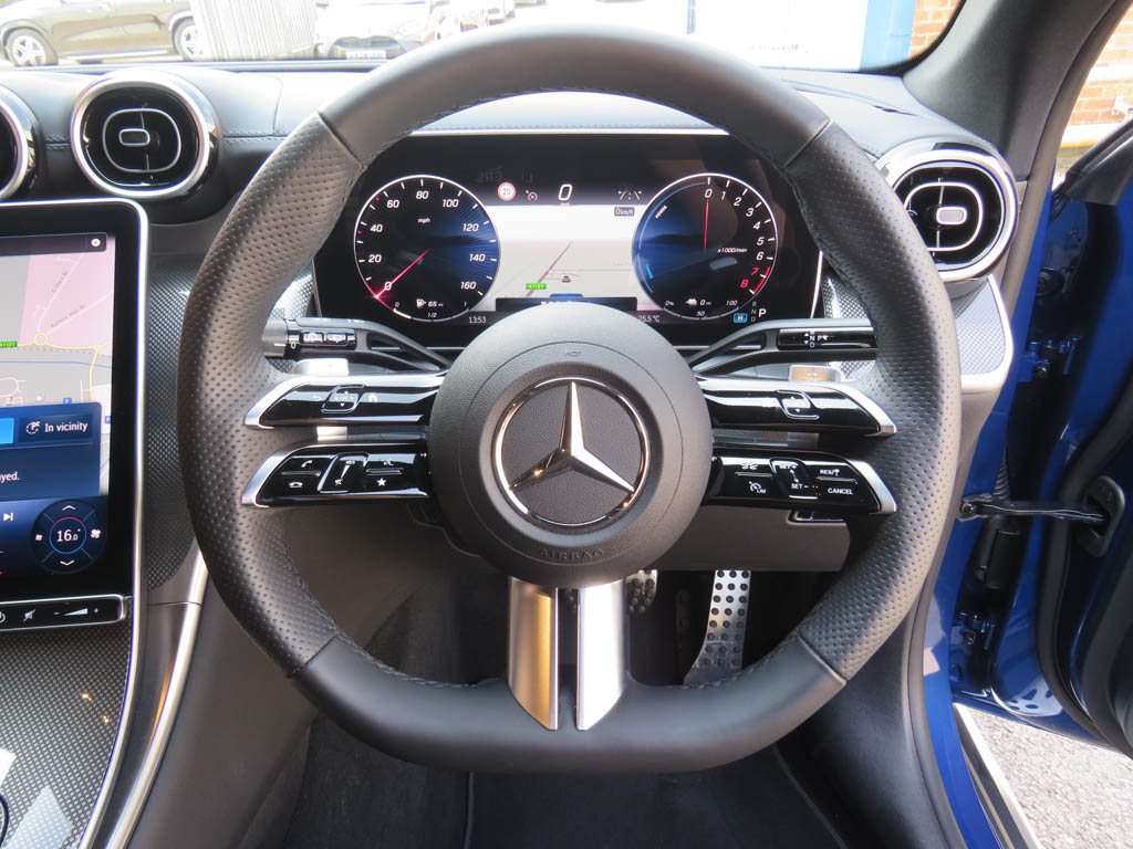 Used Mercedes-Benz GLC 2023 for sale - 77013455: Photo 33