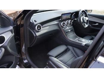 Used Mercedes-Benz GLC 2023 for sale - 75733540: Photo