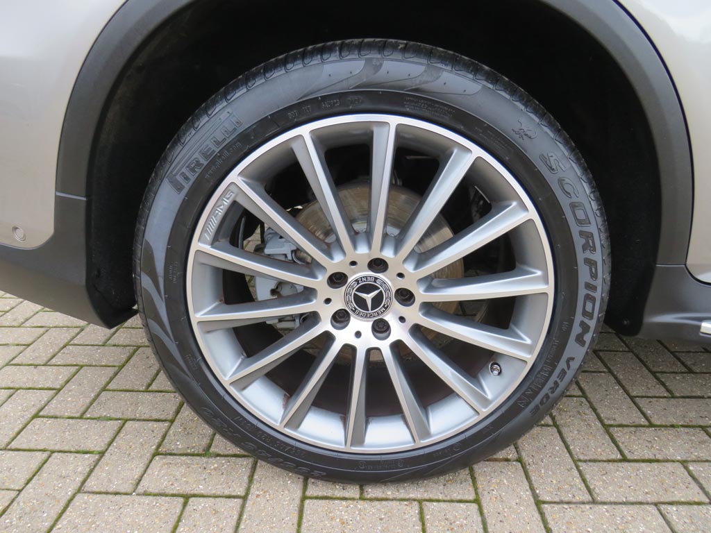 Used Mercedes-Benz GLC 2021 for sale - 76410261: Photo 11