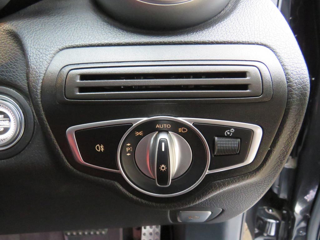 Used Mercedes-Benz GLC 2022 for sale - 76662379: Photo 26