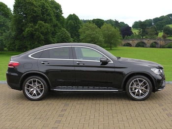 Used Mercedes-Benz GLC 2022 for sale - 76662379: Photo