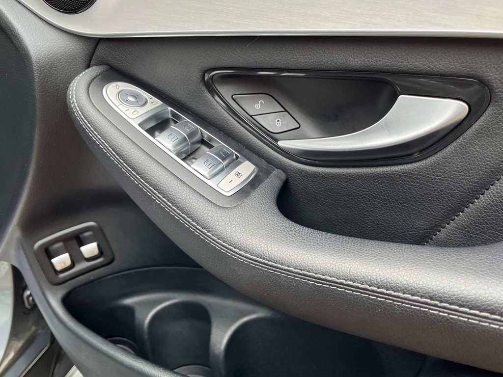 Used Mercedes-Benz GLC 2020 for sale - 76716770: Photo 34