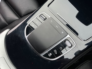 Used Mercedes-Benz GLC 2020 for sale - 76716770: Photo