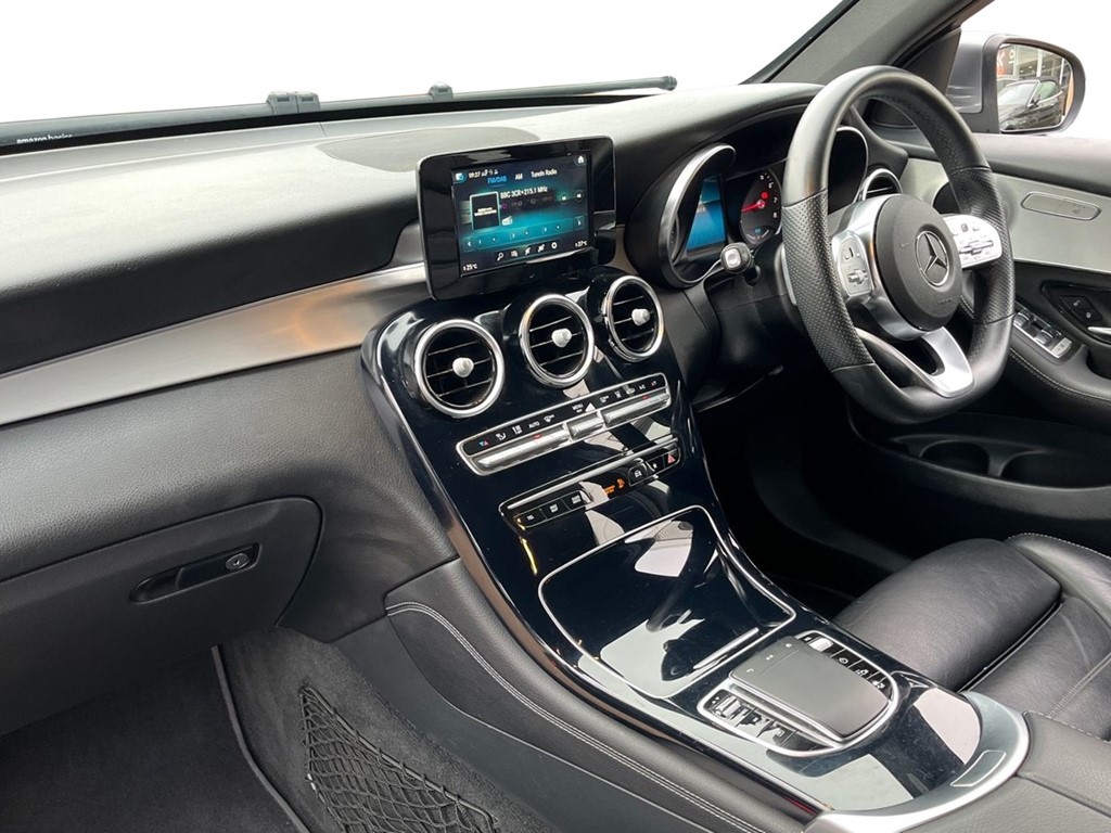 Used Mercedes-Benz GLC 2020 for sale - 76716770: Photo 4