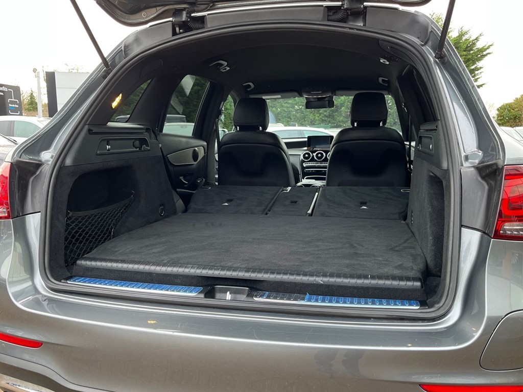 Used Mercedes-Benz GLC 2020 for sale - 76716770: Photo 9