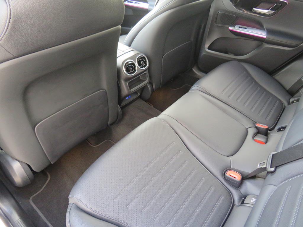 Used Mercedes-Benz GLC 2025 for sale - 76073845: Photo 18