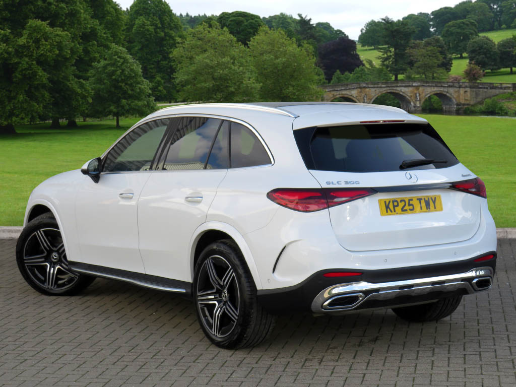 Used Mercedes-Benz GLC 2025 for sale - 76073845: Photo 2