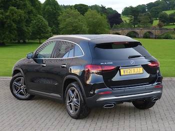 Used Mercedes-Benz GLA 2021 for sale - 76190635: Photo 2