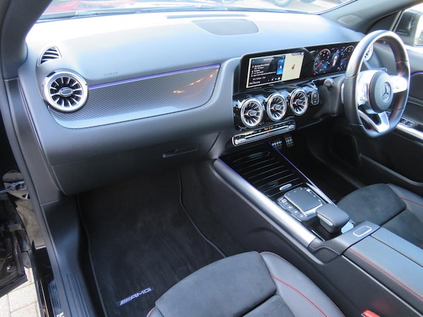 Used Mercedes-Benz GLA 2021 for sale - 76190635: Photo 3