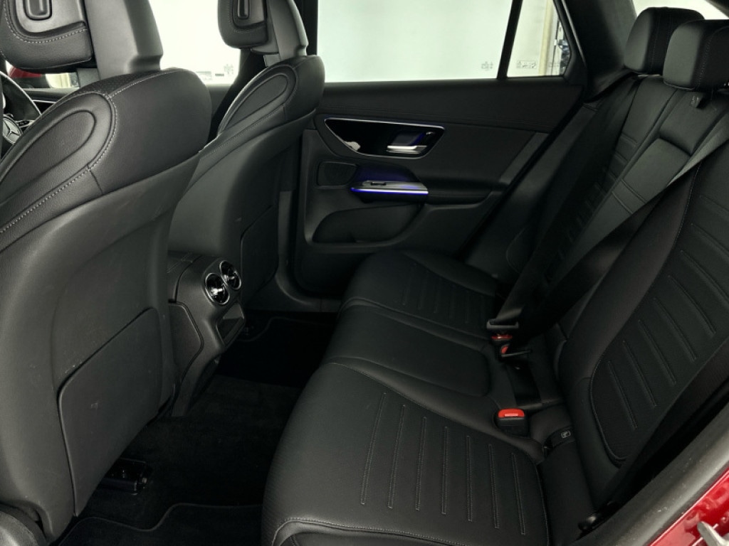 Used Mercedes-Benz GLC 2024 for sale - 76837739: Photo 8