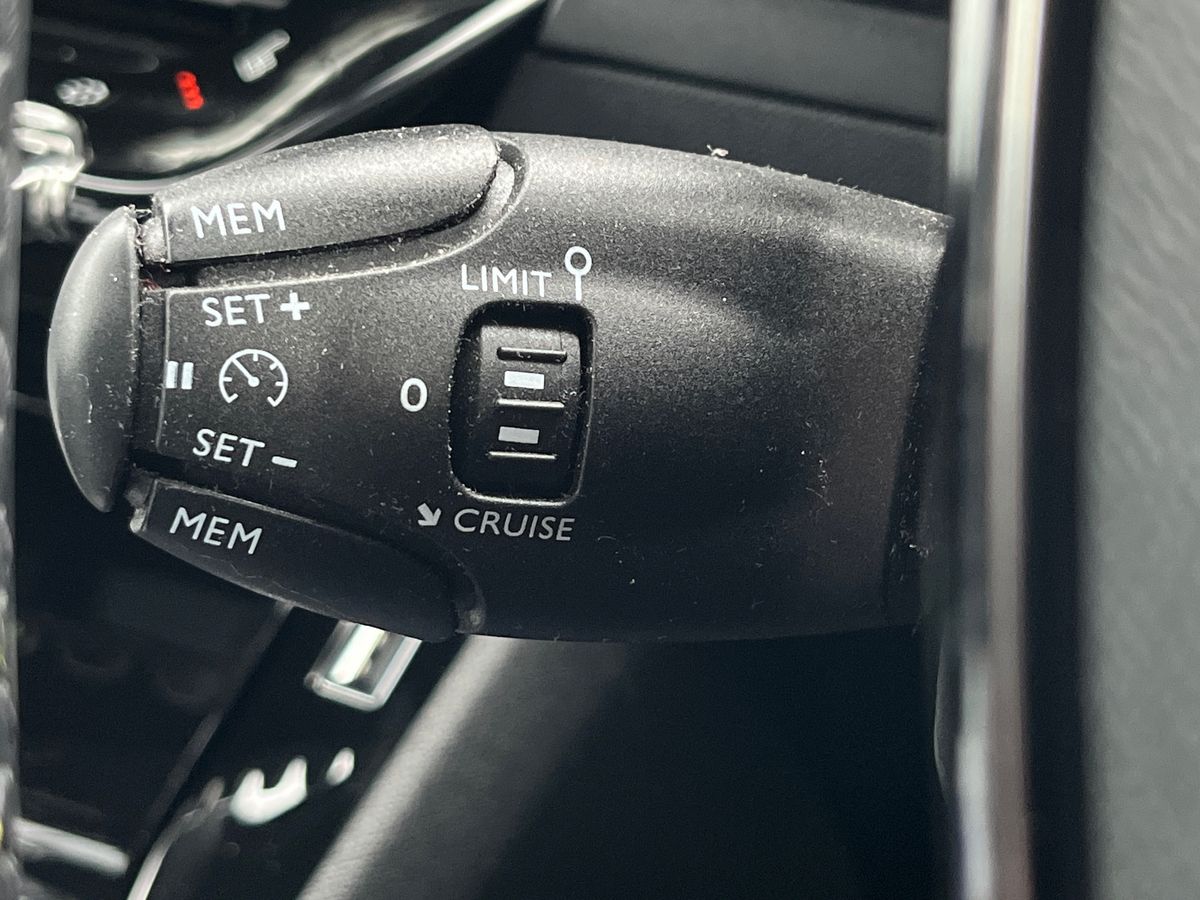 Used Peugeot 2008 2021 for sale - 76119958: Photo 27