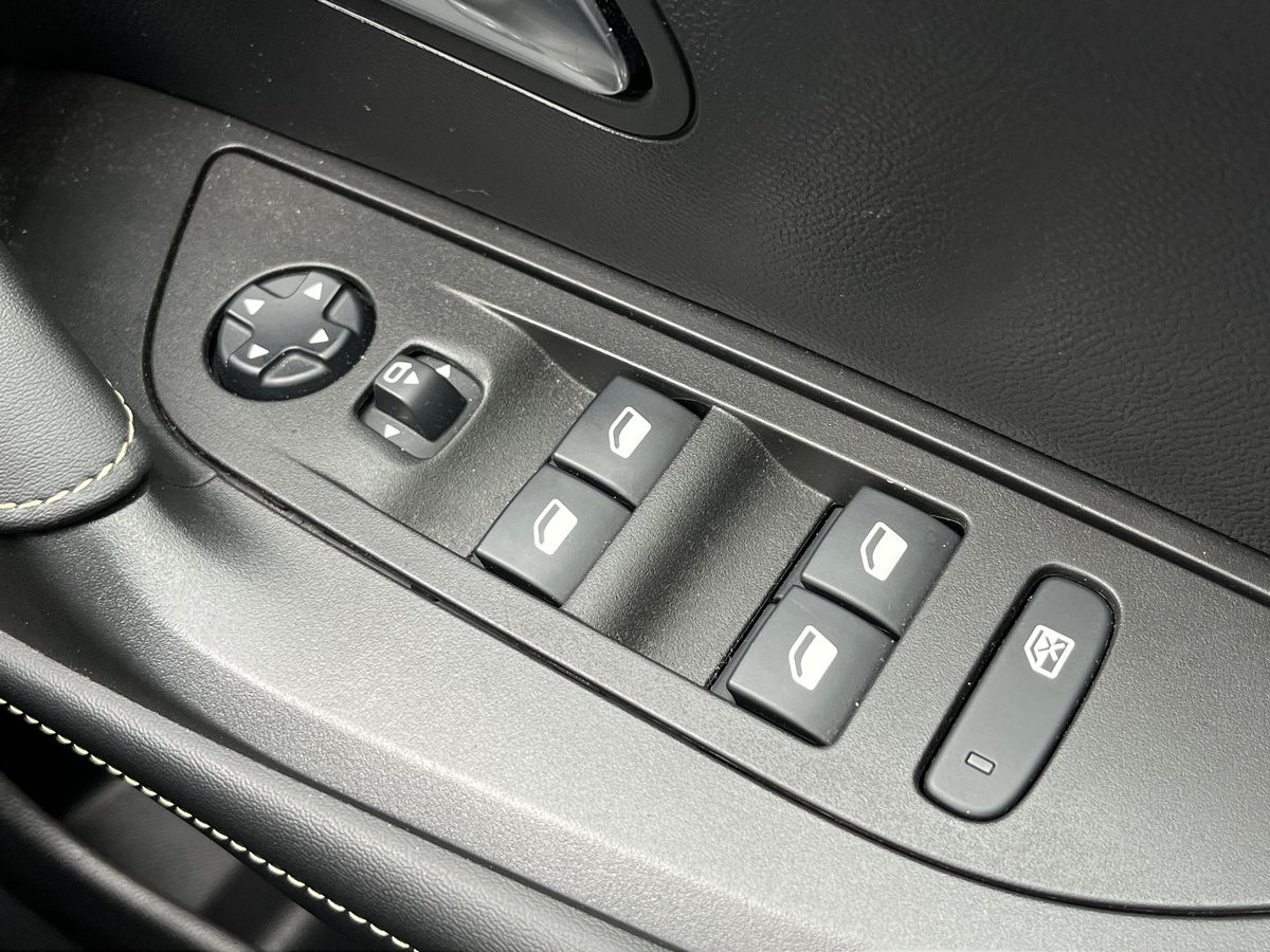 Used Peugeot 2008 2021 for sale - 76119958: Photo 30