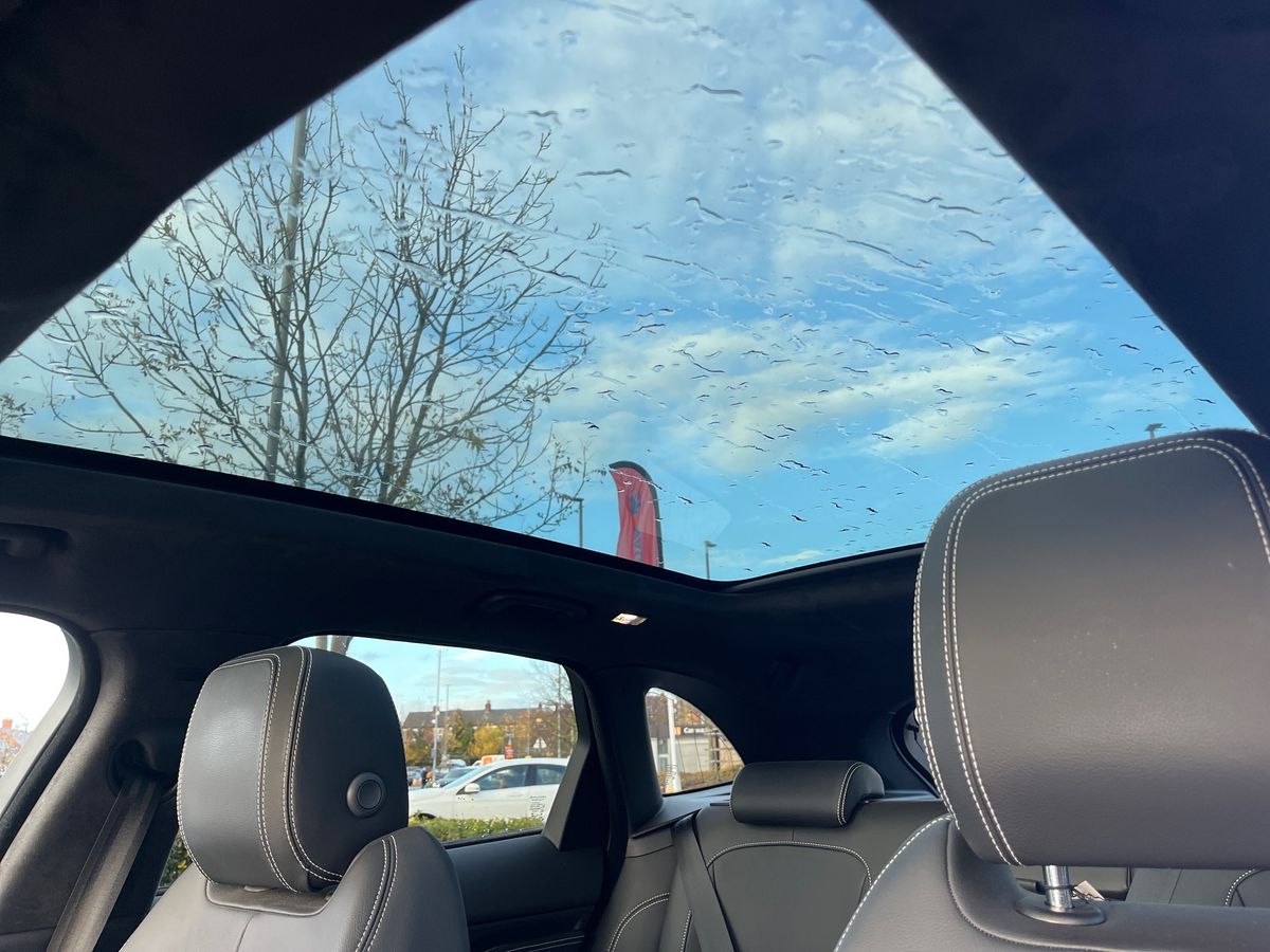 Used Jaguar F-Pace 2019 for sale - 76245906: Photo 18