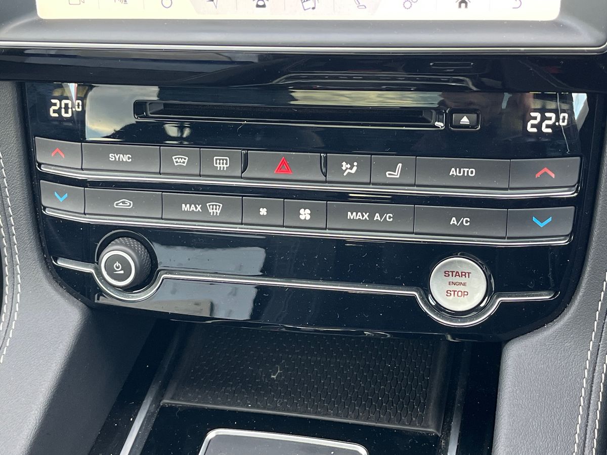 Used Jaguar F-Pace 2019 for sale - 76245906: Photo 23