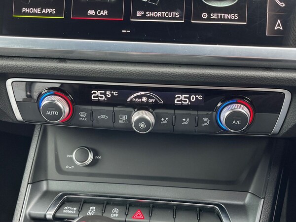 Used Audi Q3 2019 for sale - 76120000: Photo 21