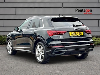 Used Audi Q3 2019 for sale - 76120000: Photo 2