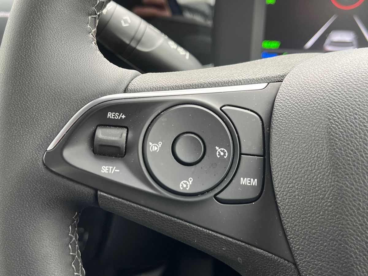 Used Vauxhall Mokka Electric 2024 for sale - 73679587: Photo 24