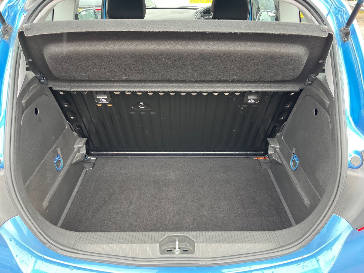 Used Vauxhall Corsa 2017 for sale - 76627701: Photo 11