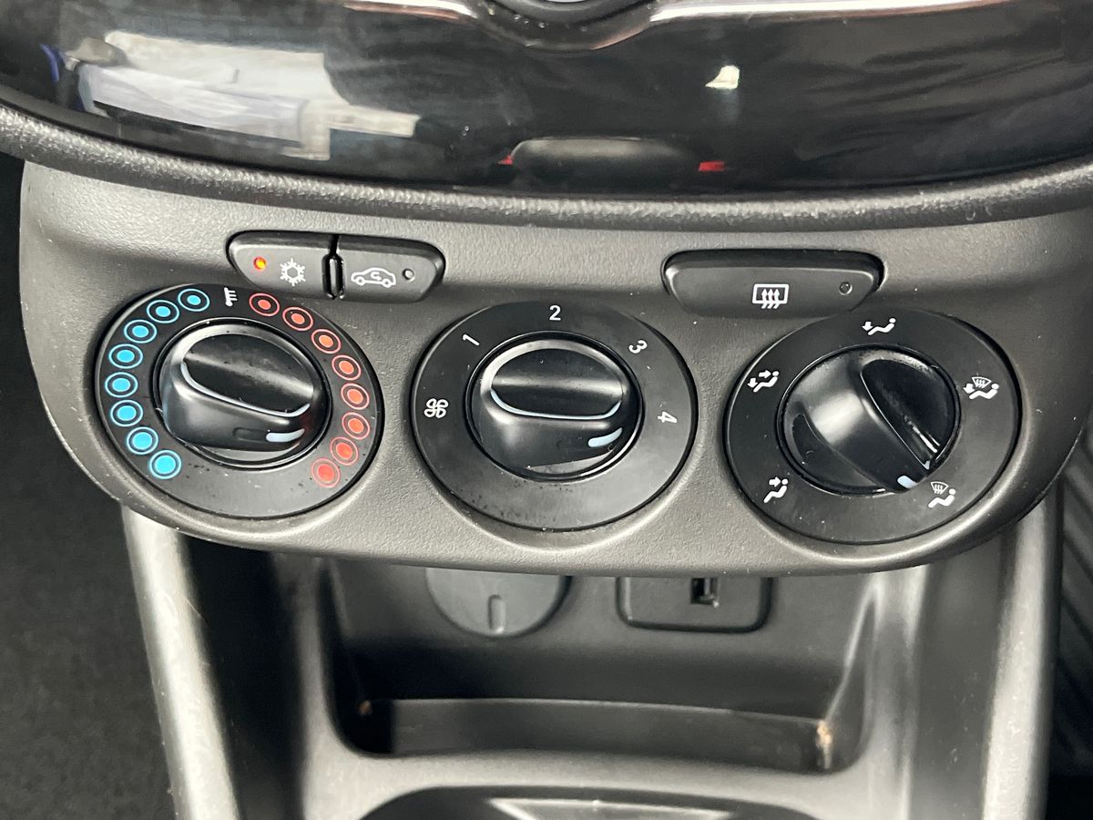 Used Vauxhall Corsa 2017 for sale - 76627701: Photo 21