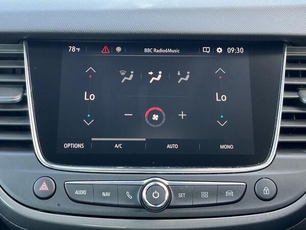 Used Vauxhall Crossland 2022 for sale - 75323815: Photo 21