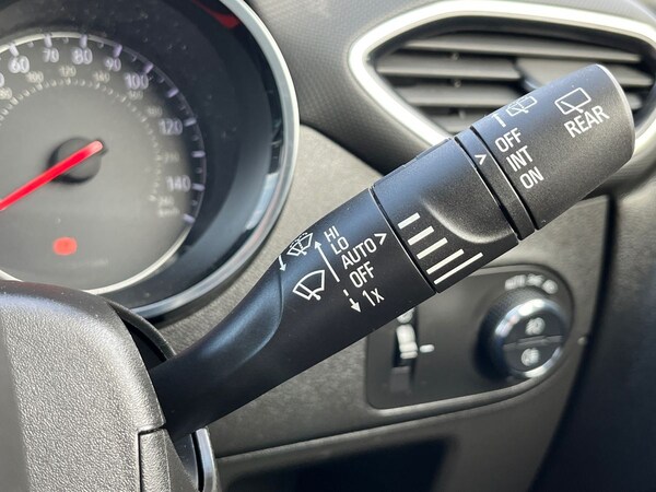 Used Vauxhall Crossland 2022 for sale - 75323815: Photo 28
