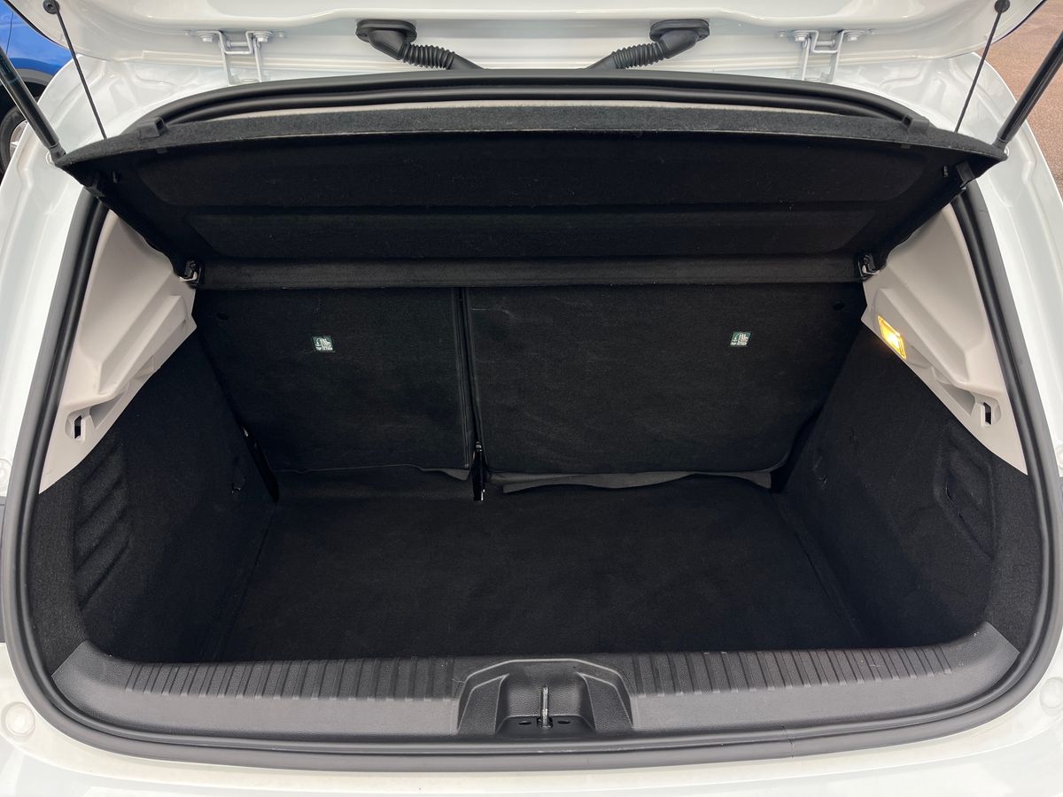 Used Renault Clio 2022 for sale - 76421545: Photo 11