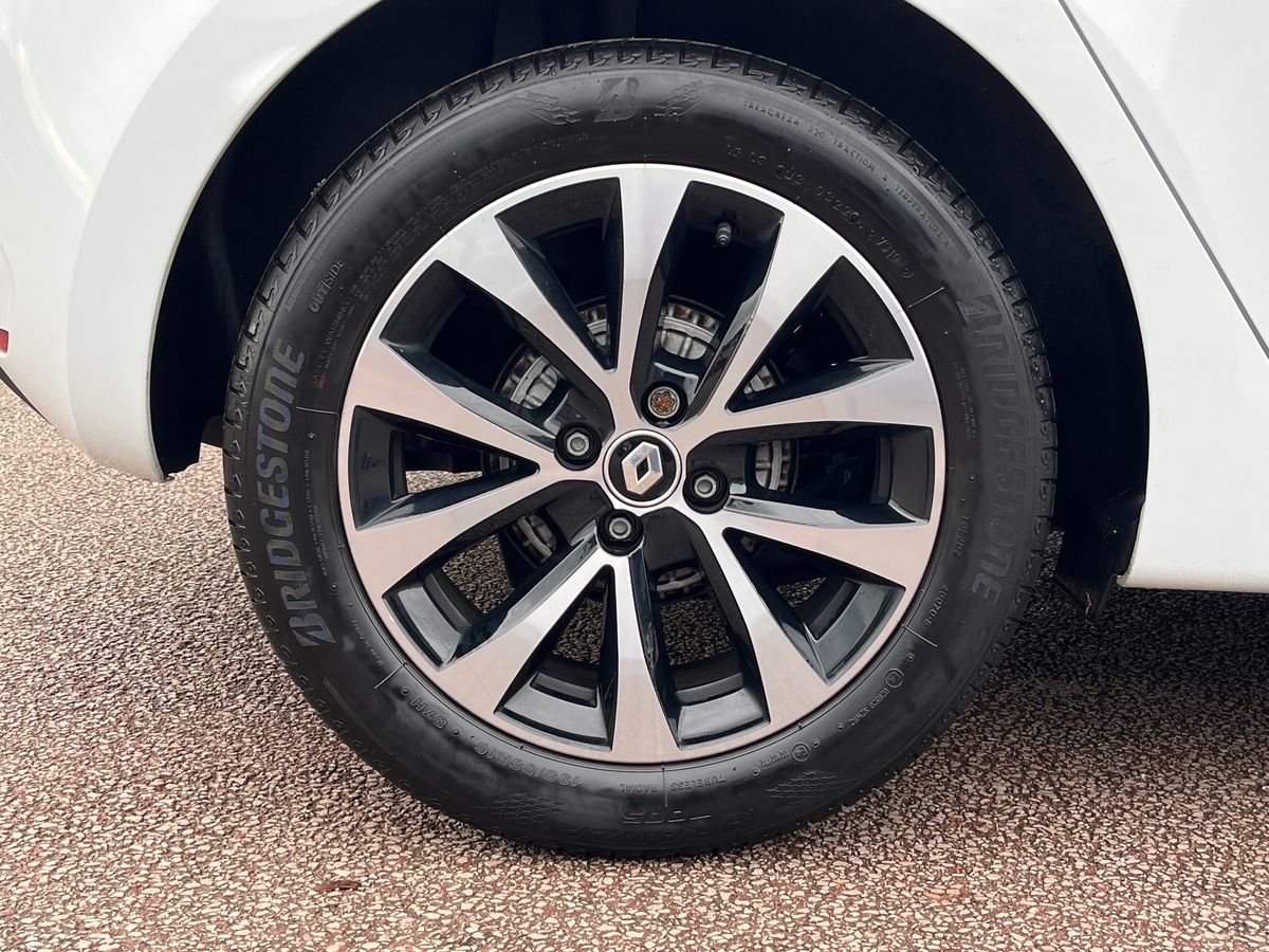 Used Renault Clio 2022 for sale - 76421545: Photo 17