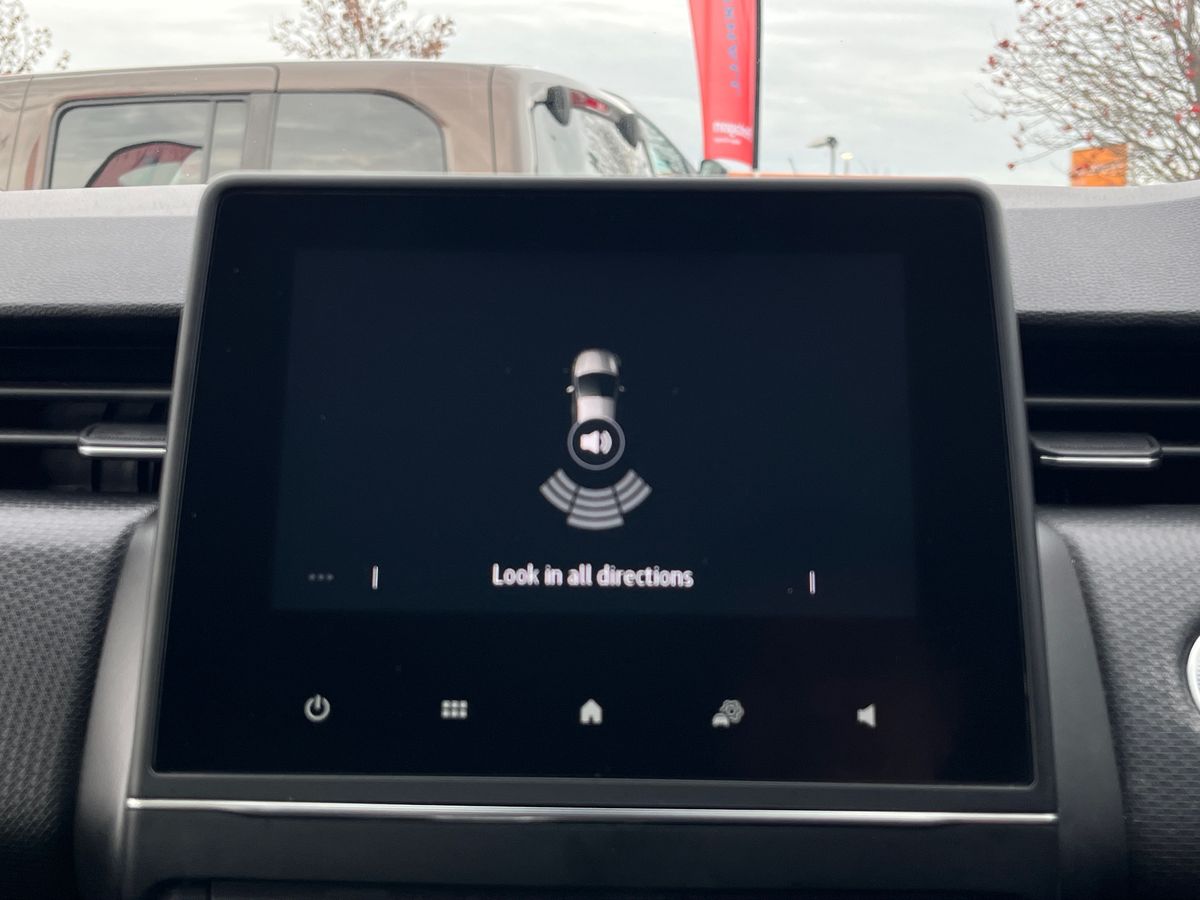 Used Renault Clio 2022 for sale - 76421545: Photo 19